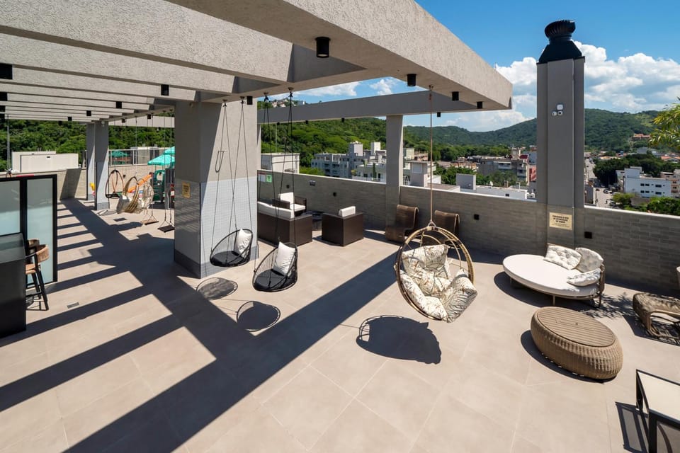 Patio, Communal lounge/ TV room, Natural landscape, View (from property/room), Balcony/Terrace, Balcony/Terrace, Mountain view, sunbed
