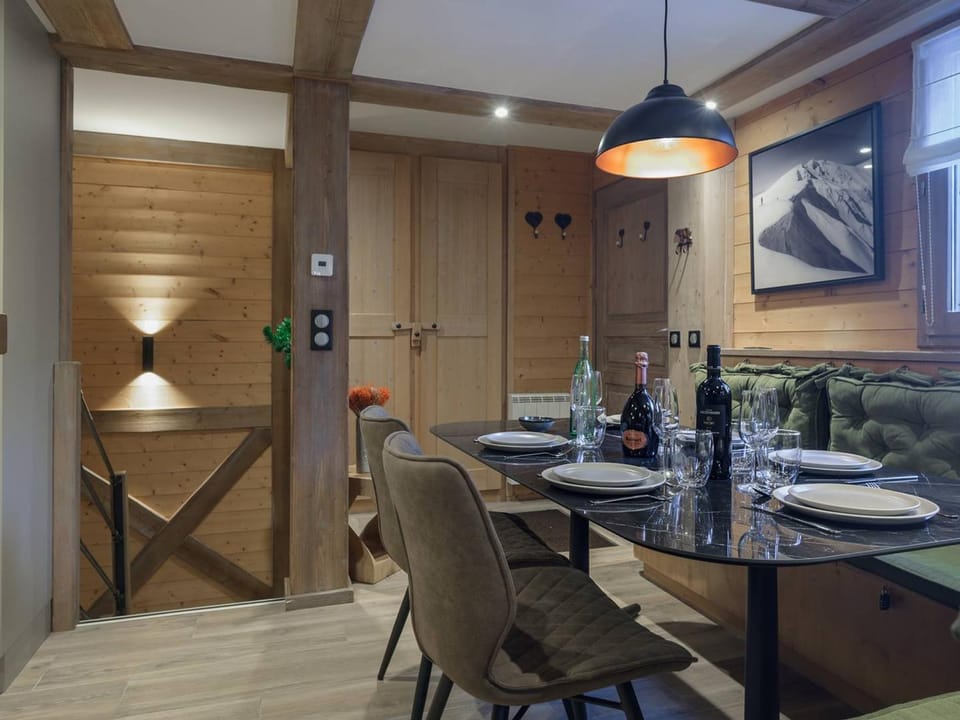 Duplex chaleureux à Courchevel 1850 - 6 personnes Apartment in Saint-Bon-Tarentaise
