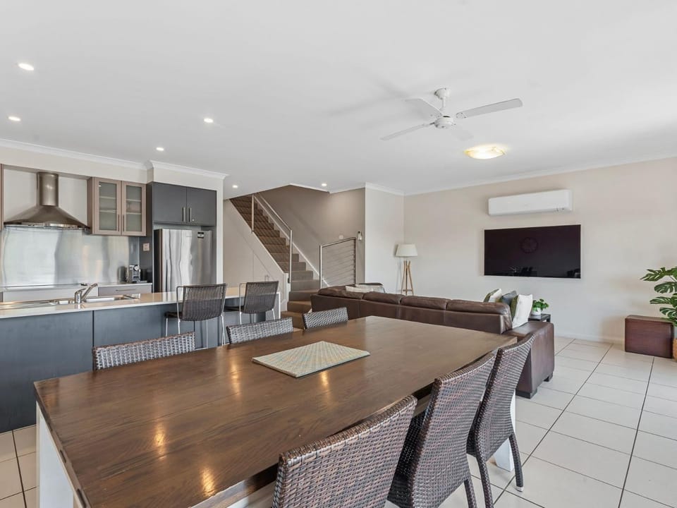 11 on Cypress House in Yarrawonga