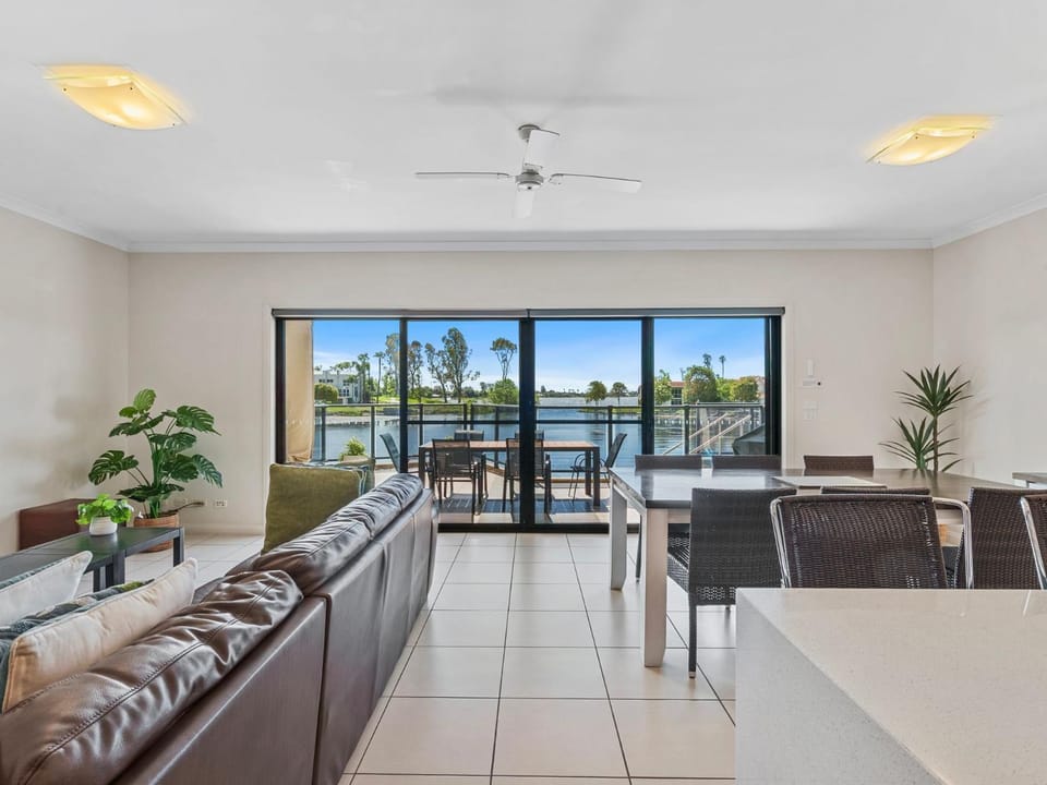 11 on Cypress House in Yarrawonga