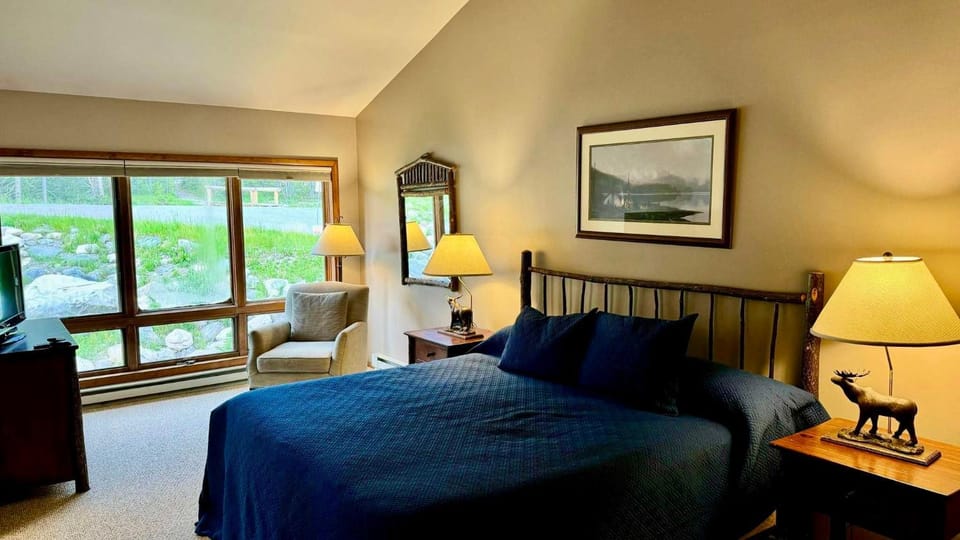 Lake Condominiums Big Sky Private Timeshares Apartment hotel in Big Sky