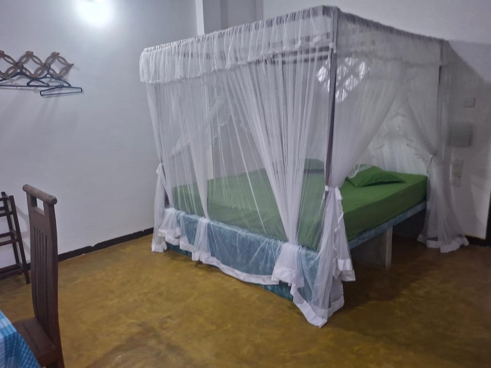 Blue Horizon Guest Unawatuna Bed and Breakfast in Southern Province