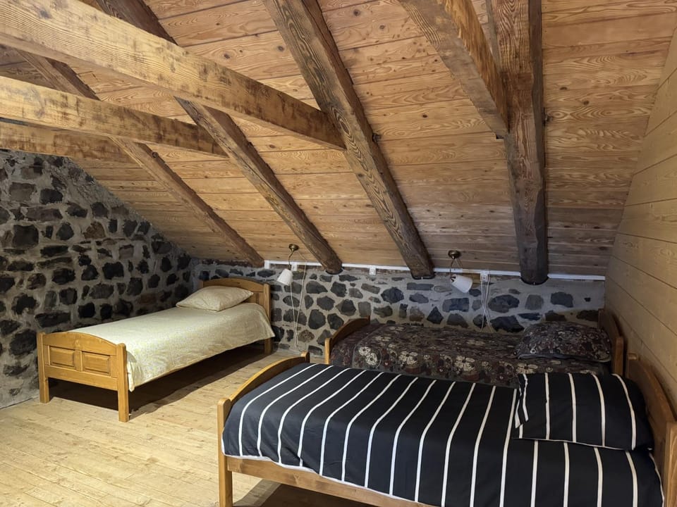 Gîte d'étape La Traverse Inn in Auvergne-Rhône-Alpes