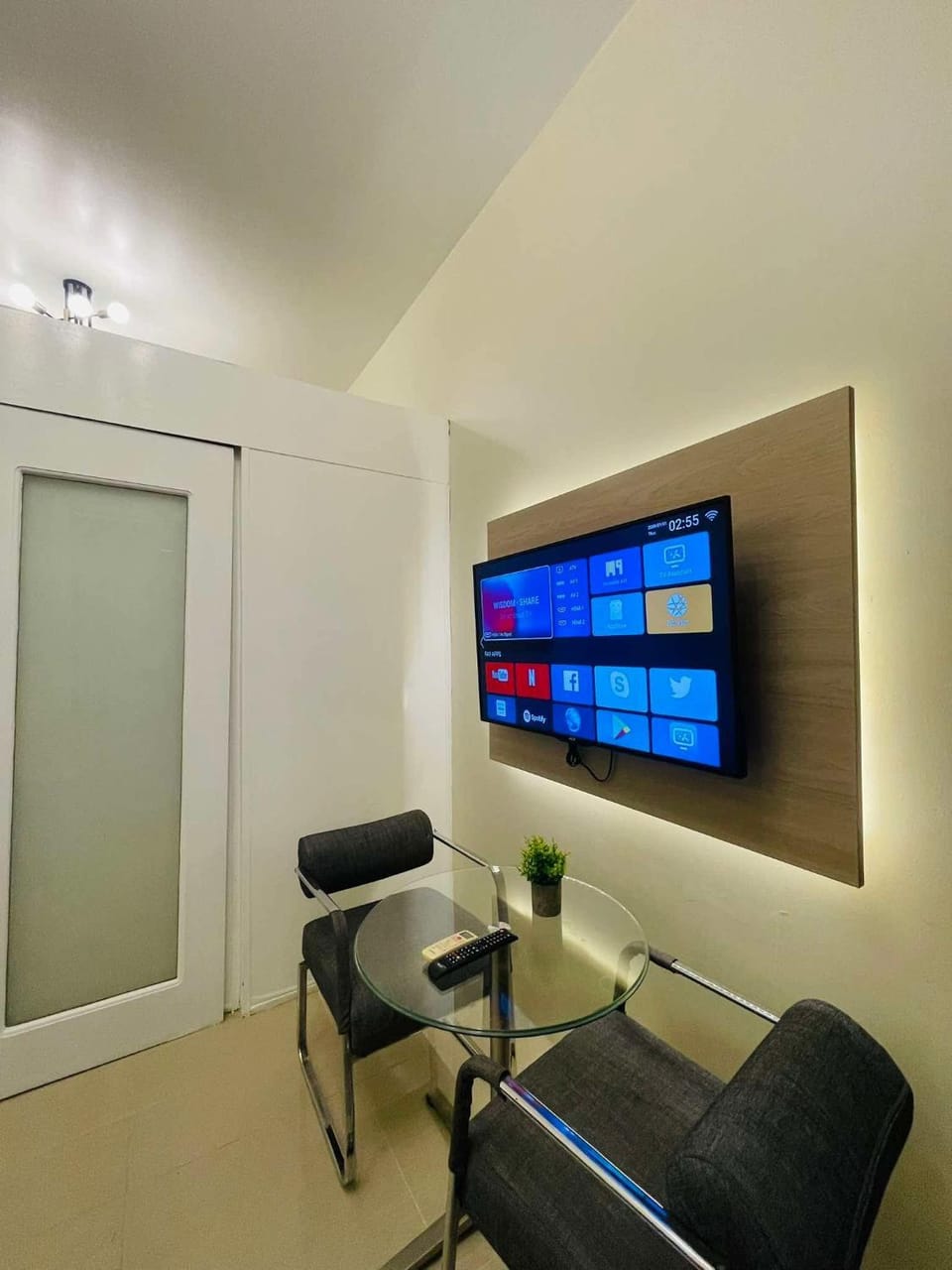 SMDC Shore Residences Hotel in Pasay