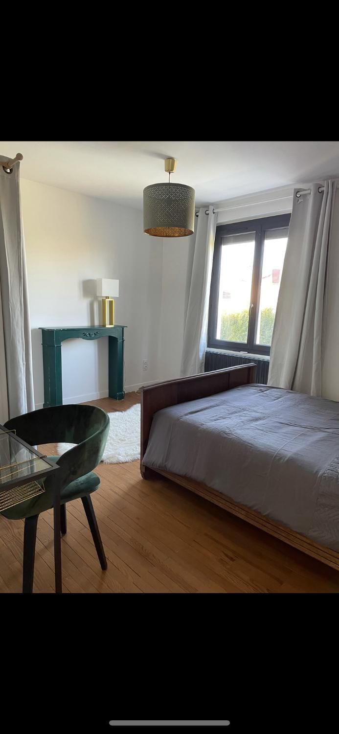 Maison familiale 4 Chambres Villa in Villeneuve-sur-Lot