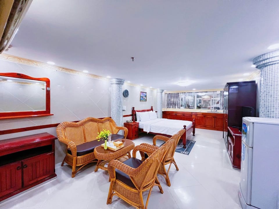 TV and multimedia, Seating area