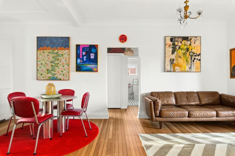 Living room, Dining area