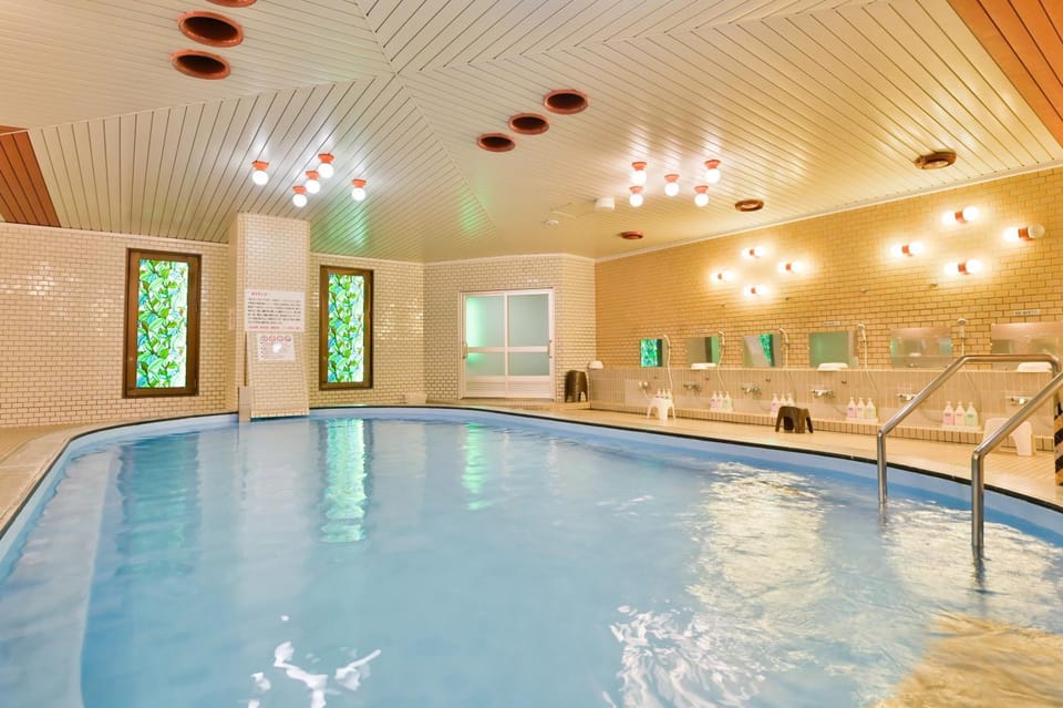 Bathroom, Public Bath