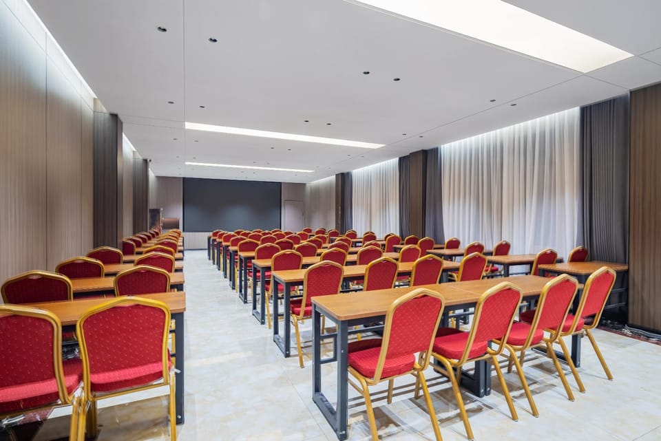 Meeting/conference room
