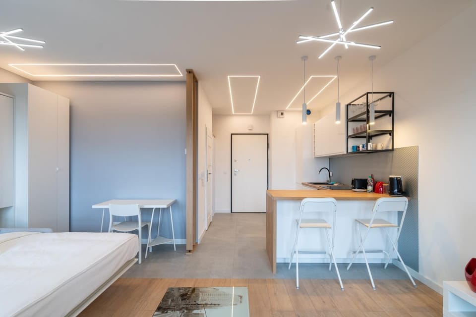 Bed, Kitchen or kitchenette, Photo of the whole room, Dining area, Bedroom, stove