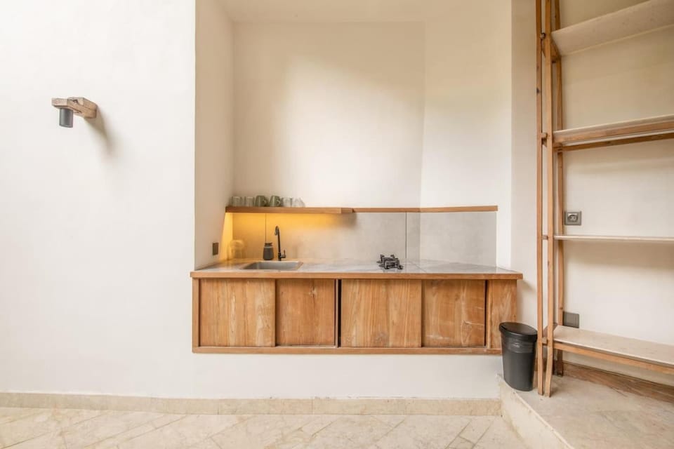 Elegant 1-BR Villa with Pool, 800m to Echo Beach House in North Kuta