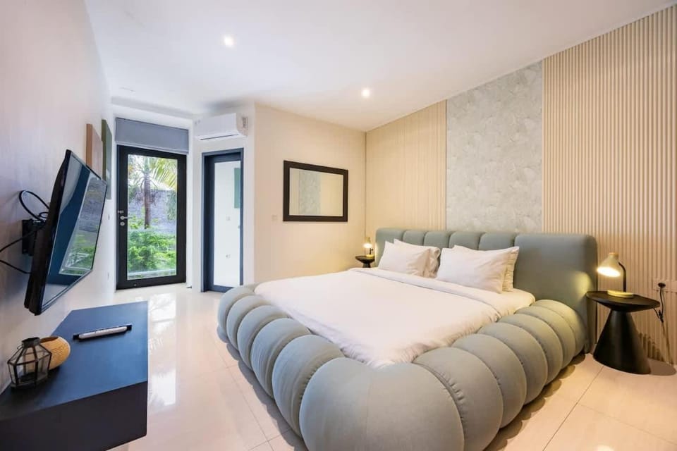 Damai Suite Relax & Comfort in Canggu 3BR Apartment in North Kuta
