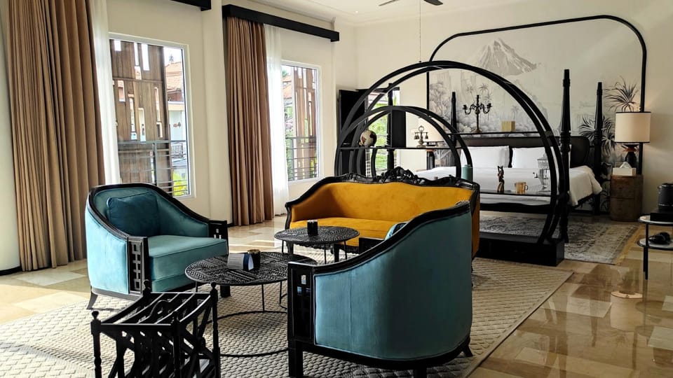 Shower, Toilet, Property building, Patio, Bed, Hot Tub, Bathroom, TV and multimedia, Coffee/tea facilities, Kitchen or kitchenette, Living room, Spa and wellness centre/facilities, Other, Photo of the whole room, Decorative detail, Seating area, Bedroom, Area and facilities, Family, bidet, internet, room service, room service, storage, towels, VIP, wardrobe, acessibility, air conditioner