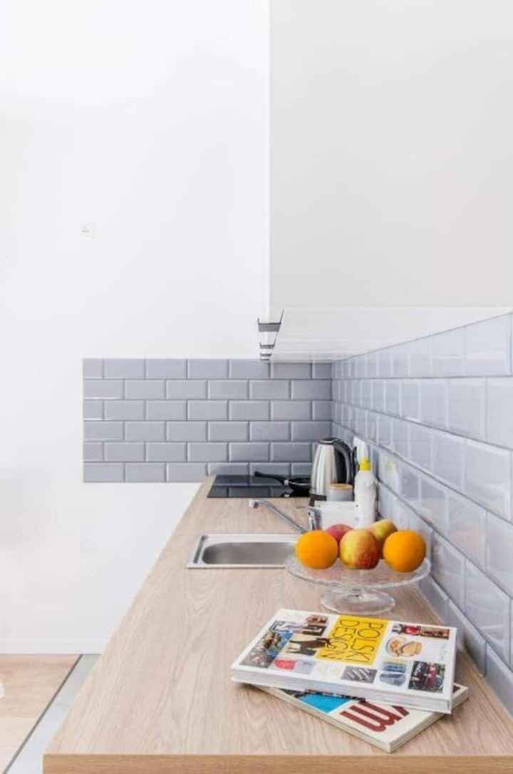Yellow Apartment Apartment in Wroclaw
