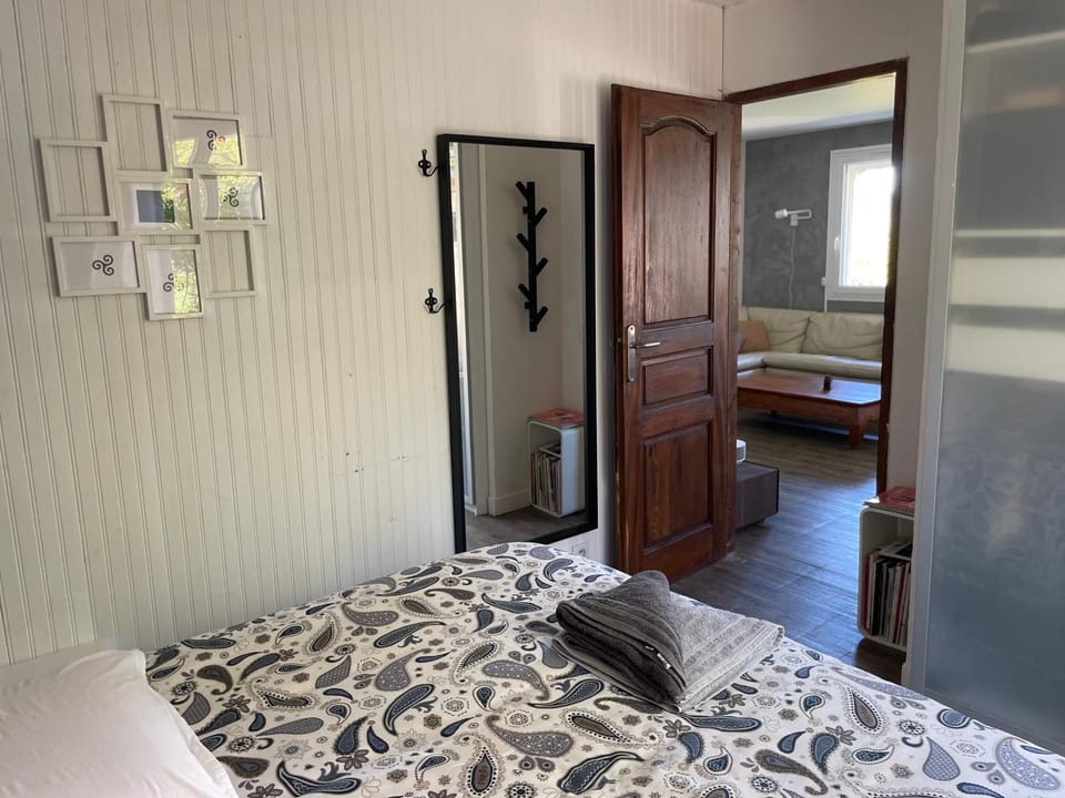 Zen house with a view Villa in Manosque