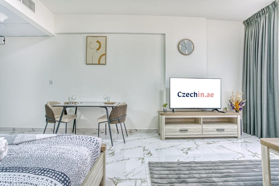 TV and multimedia, Seating area