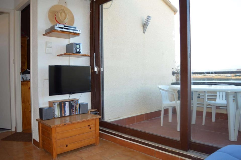 Appart 2 pièces 4 couchages PORT LEUCATE NATURISME PL010-1114 Apartment in Leucate