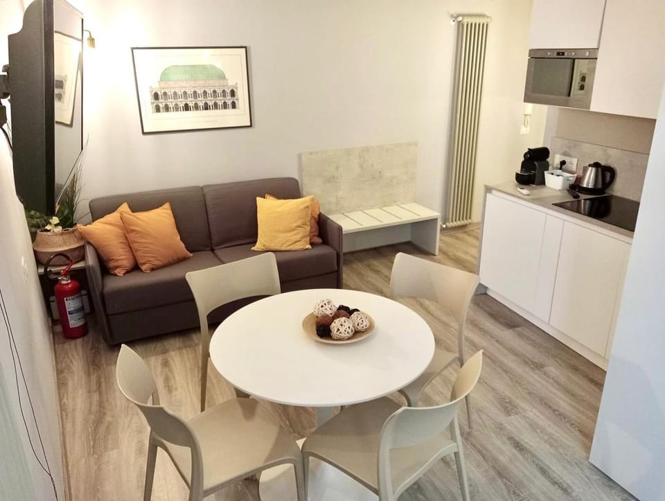 Kitchen or kitchenette, Living room, Dining area