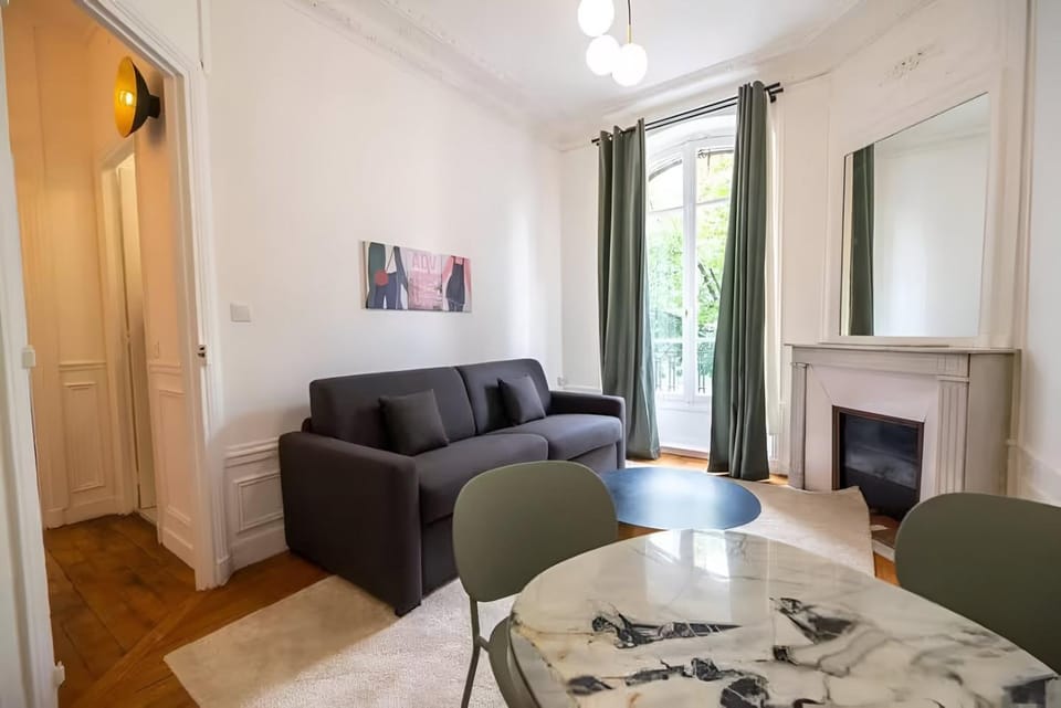 TBS 316 - Apartment close to Eiffel Tower Apartment in Paris