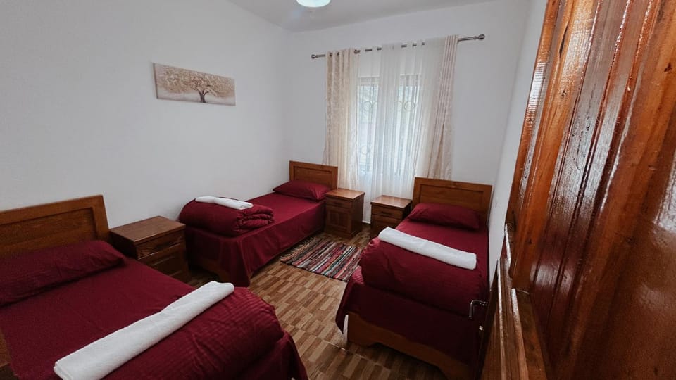 Guesthouse Lola Bed and Breakfast in Montenegro