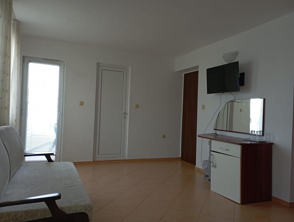 Guest House Kostadinovi Bed and Breakfast in Burgas Province