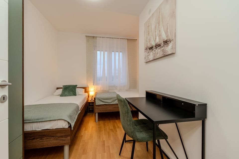 Villa Anita apartments with a pool Apartment in Novalja