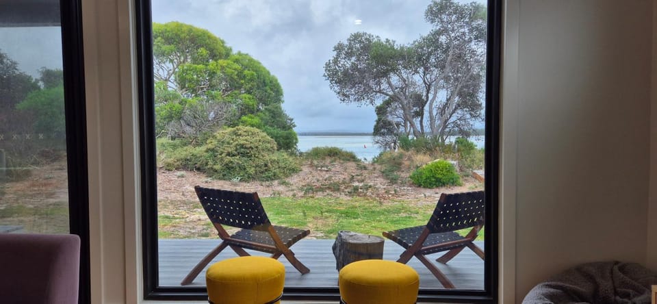 Patio, Day, Natural landscape, Garden, View (from property/room), Balcony/Terrace, Living room, Seating area, Garden view, River view, Sea view