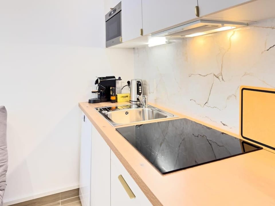 Montparnasse - 1BR Apartment in Paris