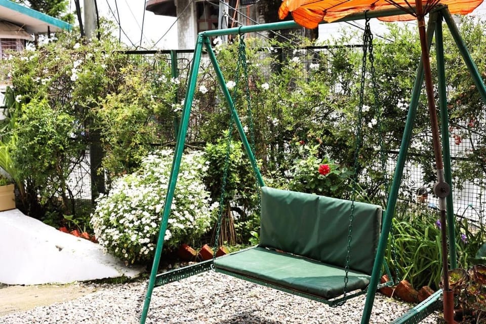Moonwind, Bedroom 3 with attached Kitchenette Apartment in Uttarakhand