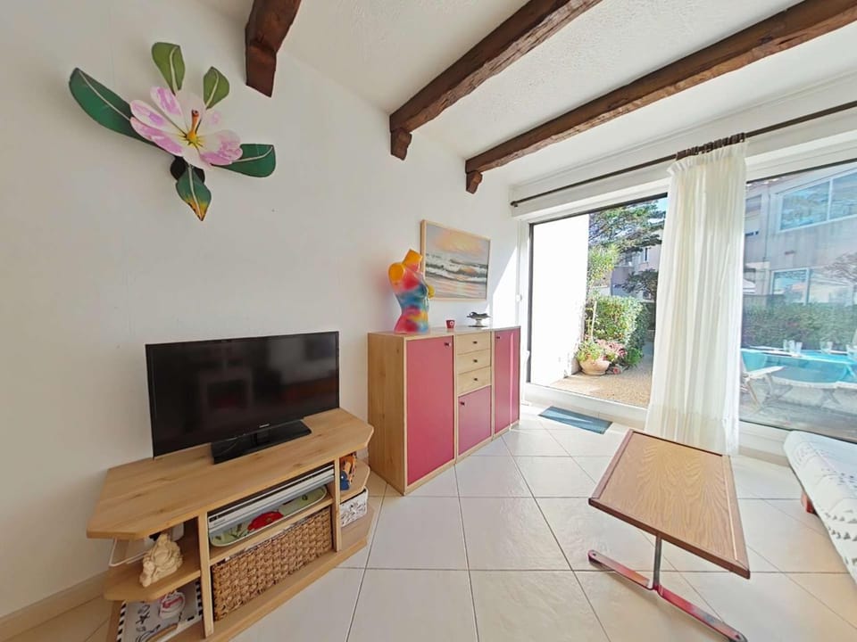 Appart 2 pièces 4 couchages PORT LEUCATE NATURISME PL010-1123 Apartment in Leucate