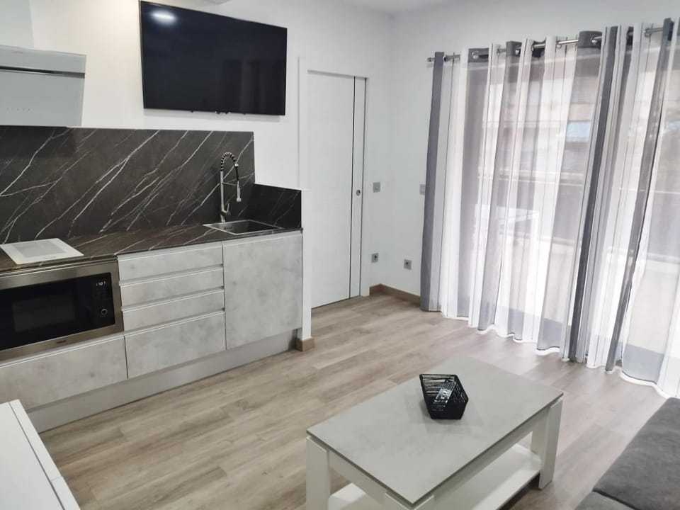 TV and multimedia, Kitchen or kitchenette