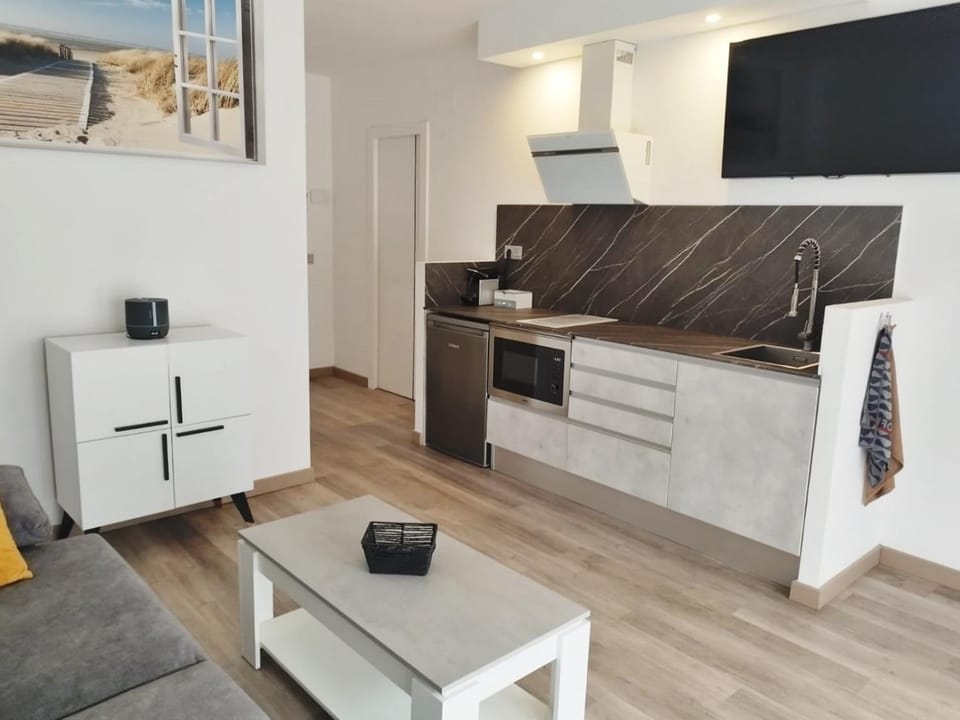 TV and multimedia, Kitchen or kitchenette