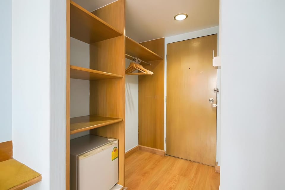 wardrobe