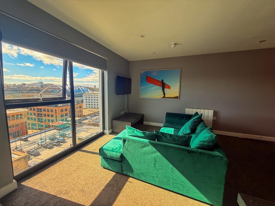 TV and multimedia, Living room, Seating area