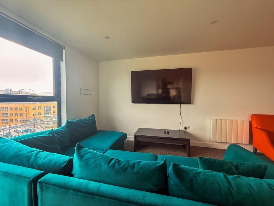 TV and multimedia, Living room, Seating area