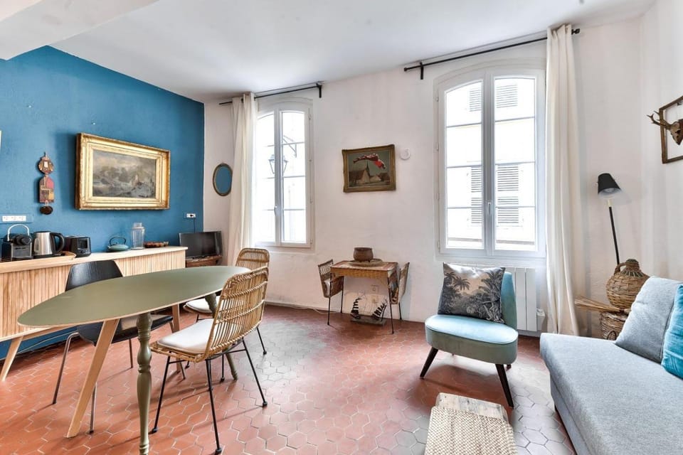 Superb studio au coeur du Panier Apartment in Marseille