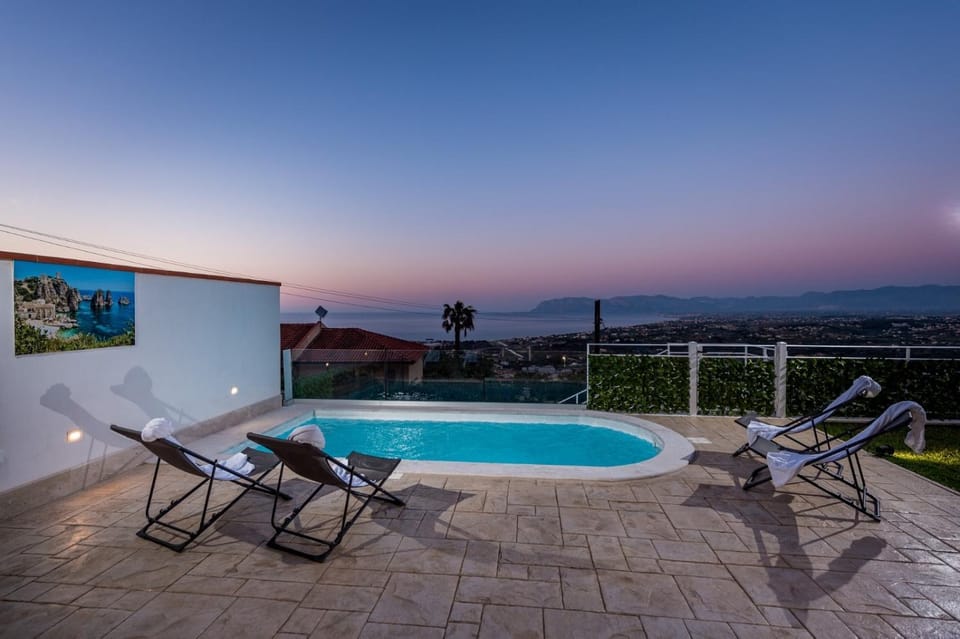 Swimming pool, Sunset