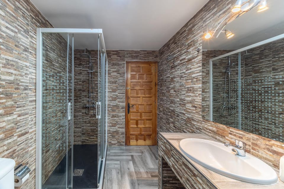 Bathroom, Living room