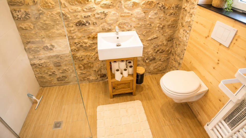 Toilet, Bathroom