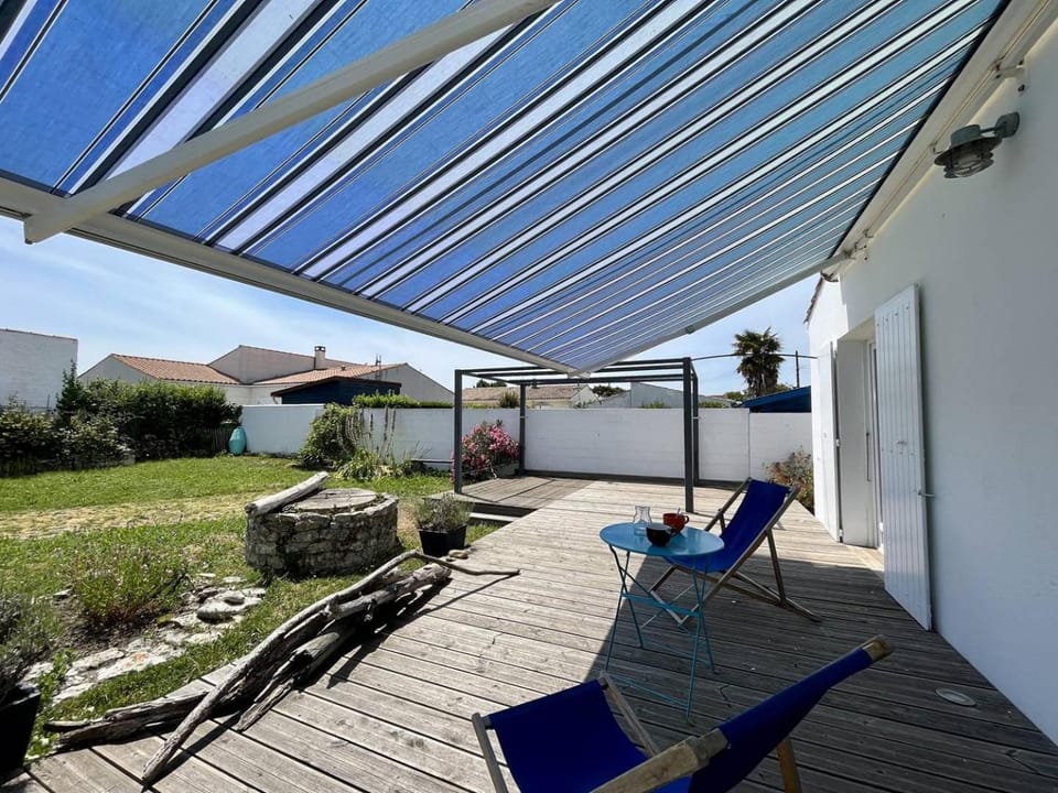 Patio, Garden, Dining area