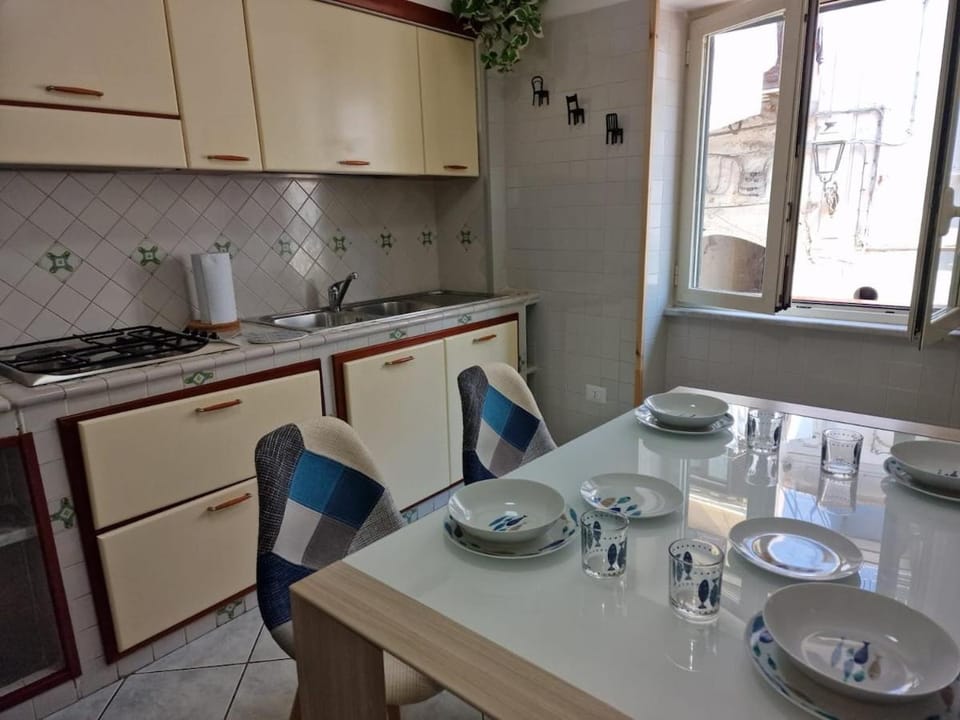 Znc Holiday House Apartment in Cetara