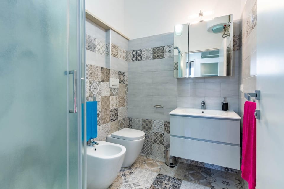 Shower, Toilet, Bathroom, bidet