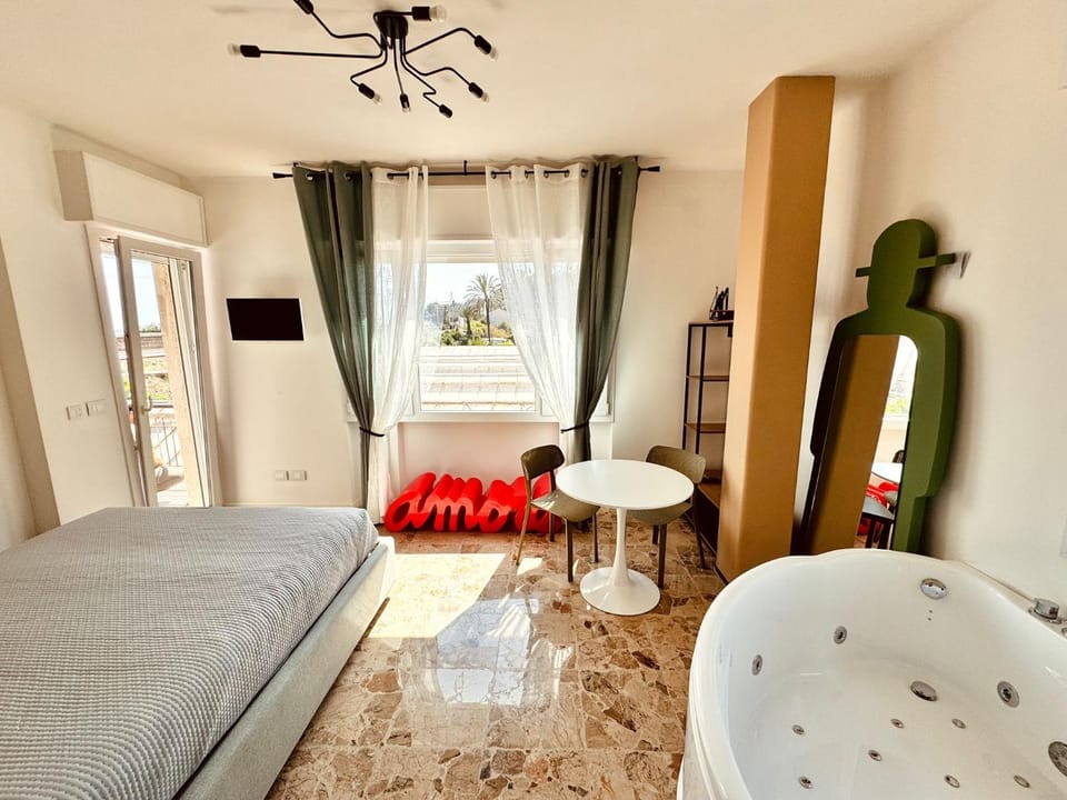 New Seaside Suite AMORE Apartment in Bordighera