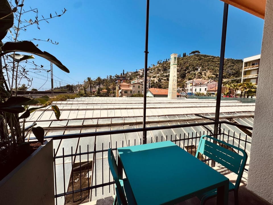 New Seaside Suite AMORE Apartment in Bordighera