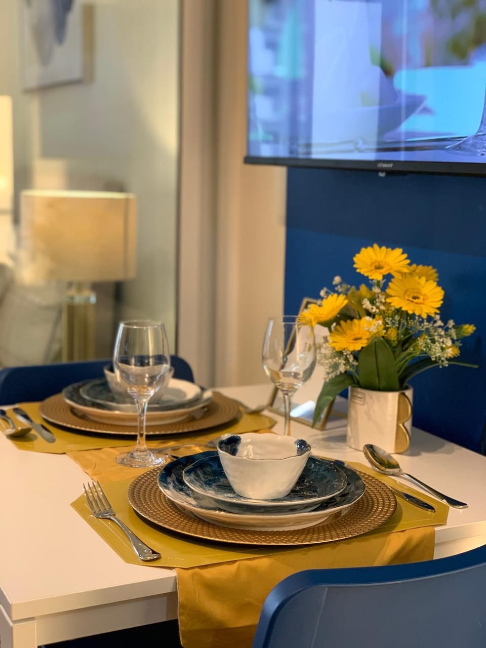 CASA ROYALE Affordable Condo Near BGC Ortigas Center CBD Apartment in Makati