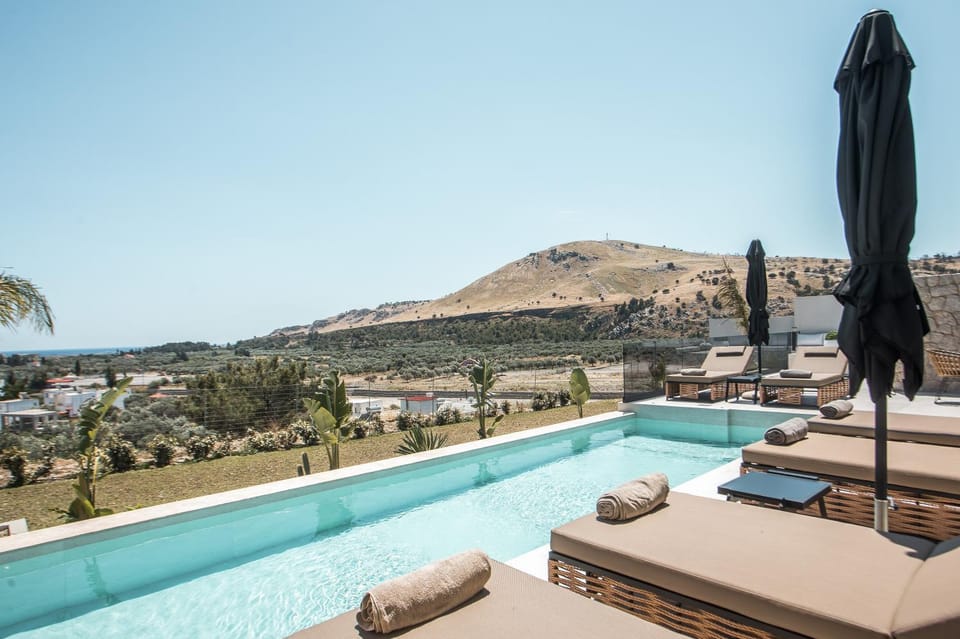 Day, Mountain view, Sea view, Swimming pool, sunbed