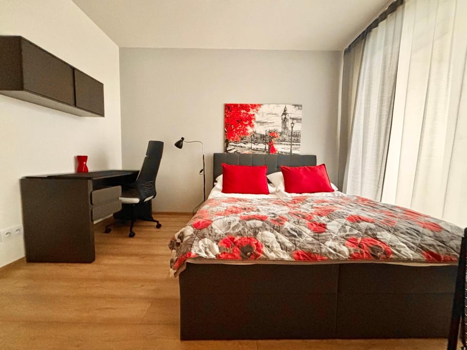 EASY RENT Apartments - Paganiniego 21, 24h Check-in Apartment in Masovian Voivodeship