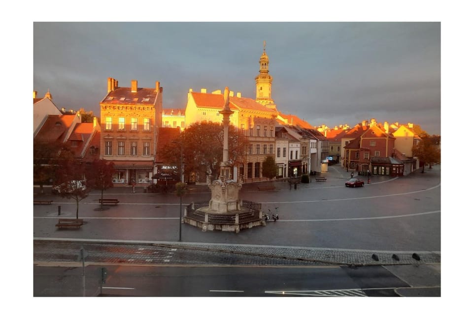 City view, Landmark view, Location, Sunrise