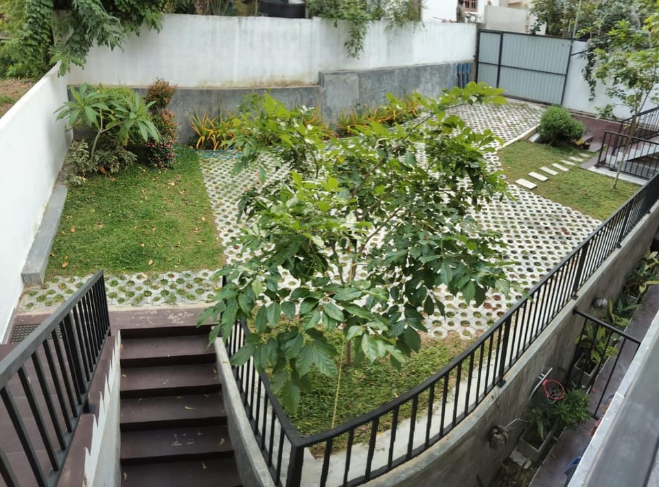 Garden, Garden view