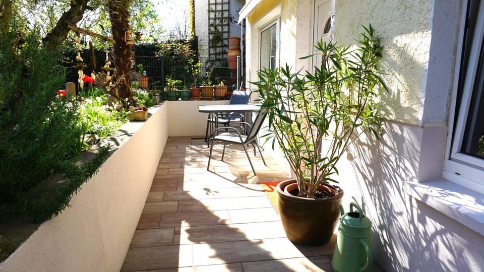 Balcony/Terrace, Balcony/Terrace